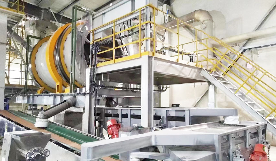 全自動(dòng)滾筒造粒機(jī)(3000噸/年)